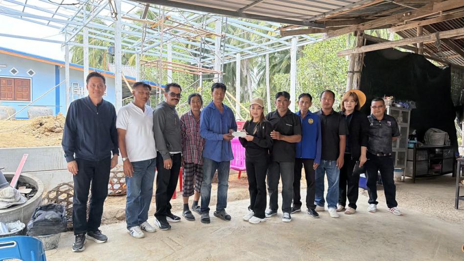 มอบเงินช่วยเหลือเยียวยาเหตุเพลิงไหม้บ้าน เพื่อเป็นขวัญกำลังใจ และบรรเทาความเดือดร้อนให้แก่ผู้เสียหาย ณ หมู่ที่ 6 บ้านป่าถล่ม ตำบลสามกระทาย อำเภอกุยบุรี จังหวัดประจวบคีรีขันธ์